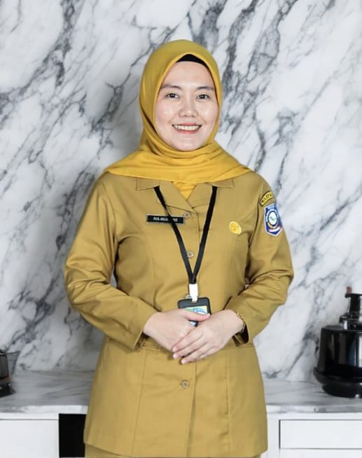 dr. RIA AGUSTINE, M.Kes.