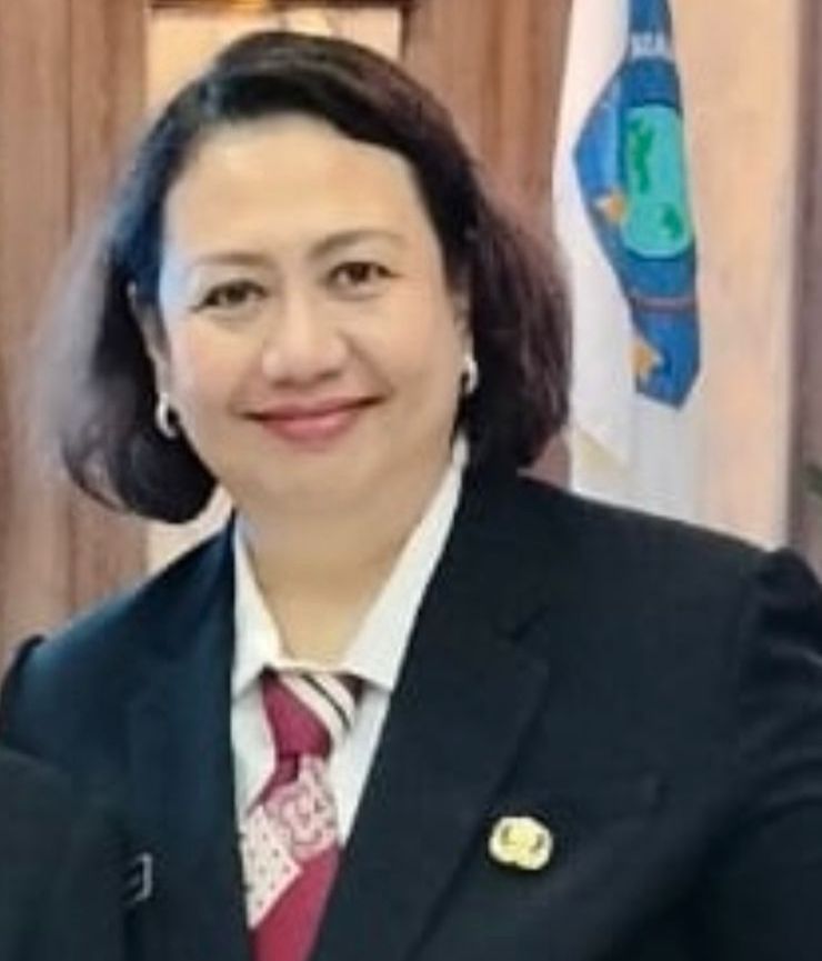 dr. LUCIA SHINTA SILALAHI